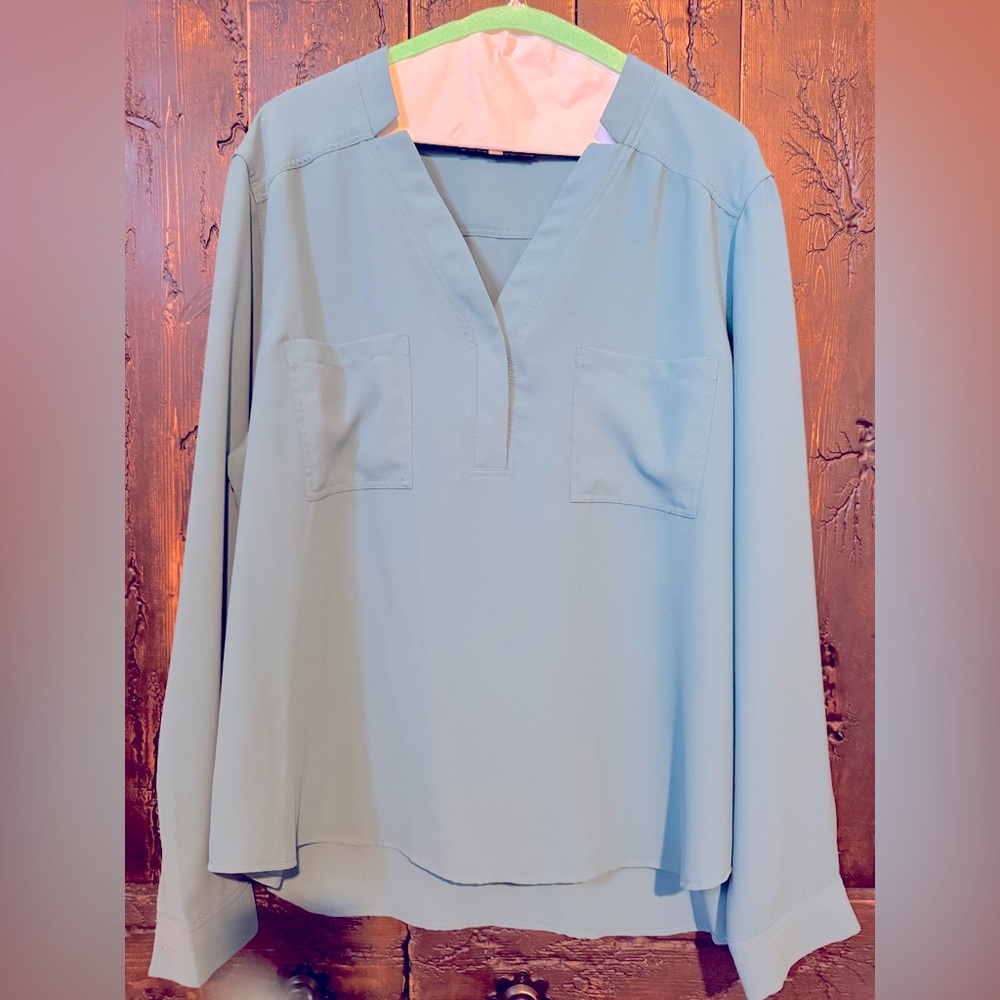 Nine West Women’s Blouse 
Size XL